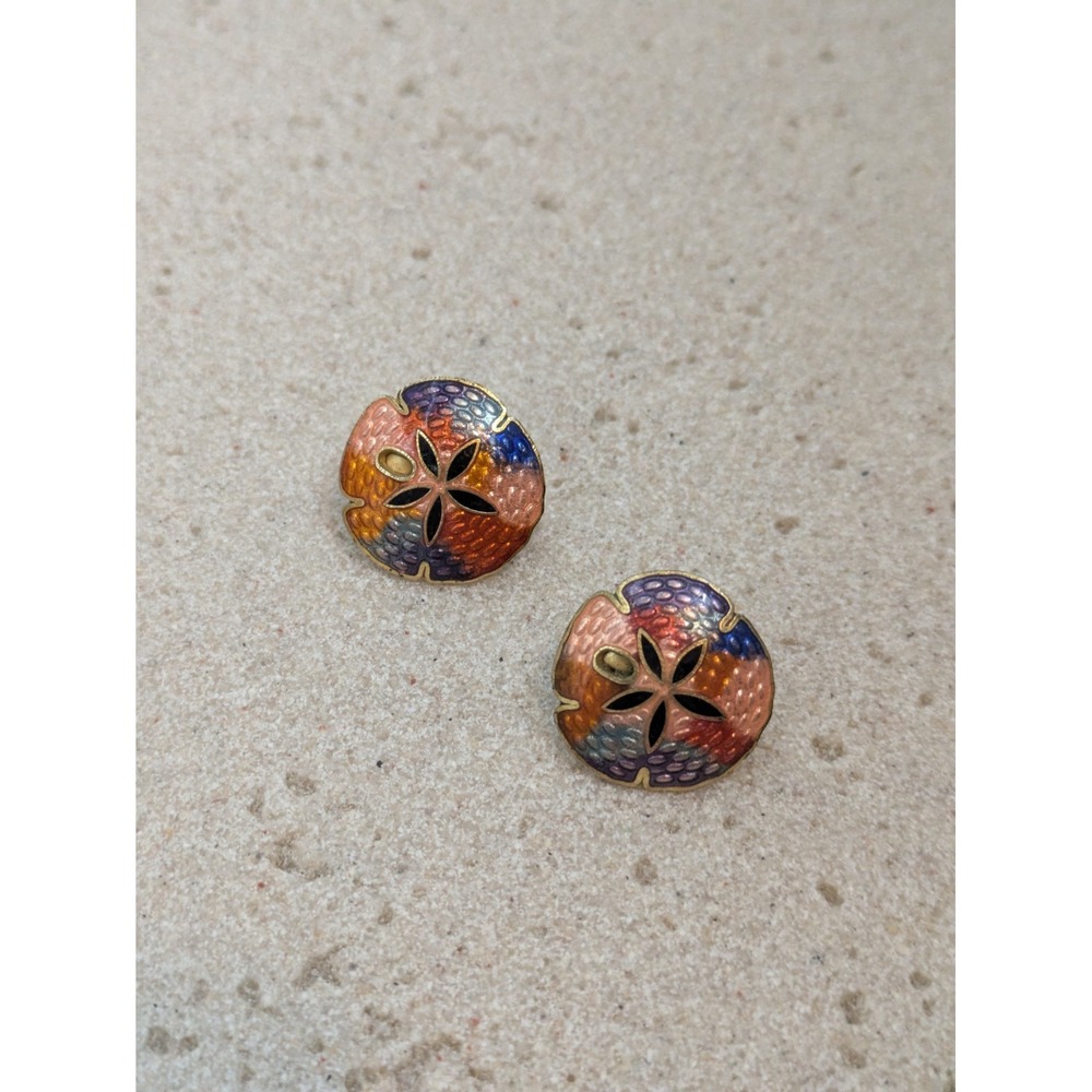 Vintage Enamel Sand Dollar Clip On Earrings In Cool Ombre Colors Coastal Beachy